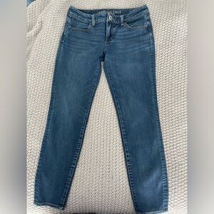 American Eagle Super Super Stretch x4 Jeans, size 8